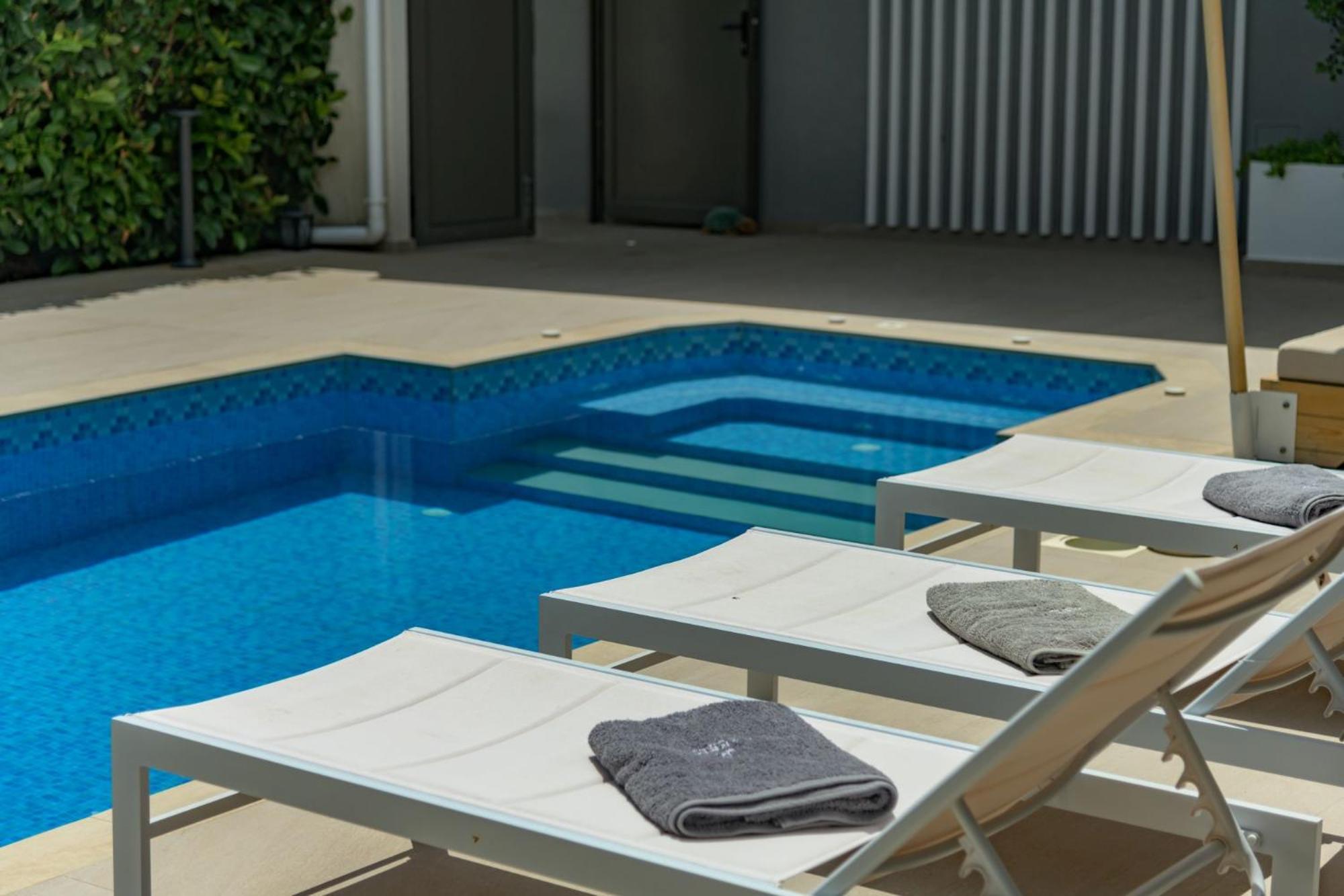 Dareia Suites Planos  Ngoại thất bức ảnh